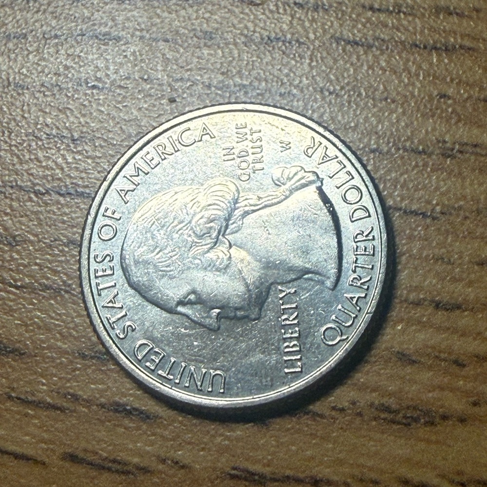 2019 W mint Lowell quarter - Picture 2 of 4